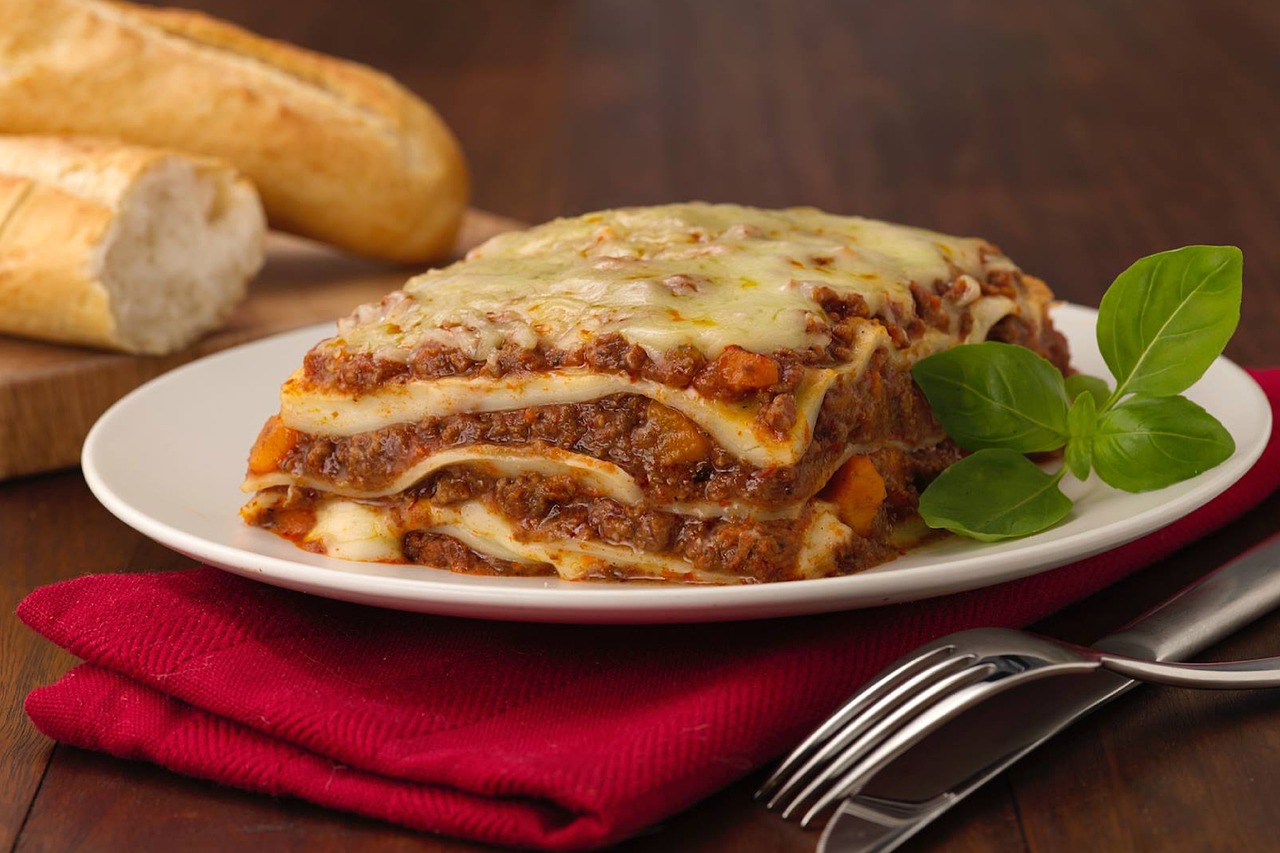 food, lasagna, pasta-5987888.jpg